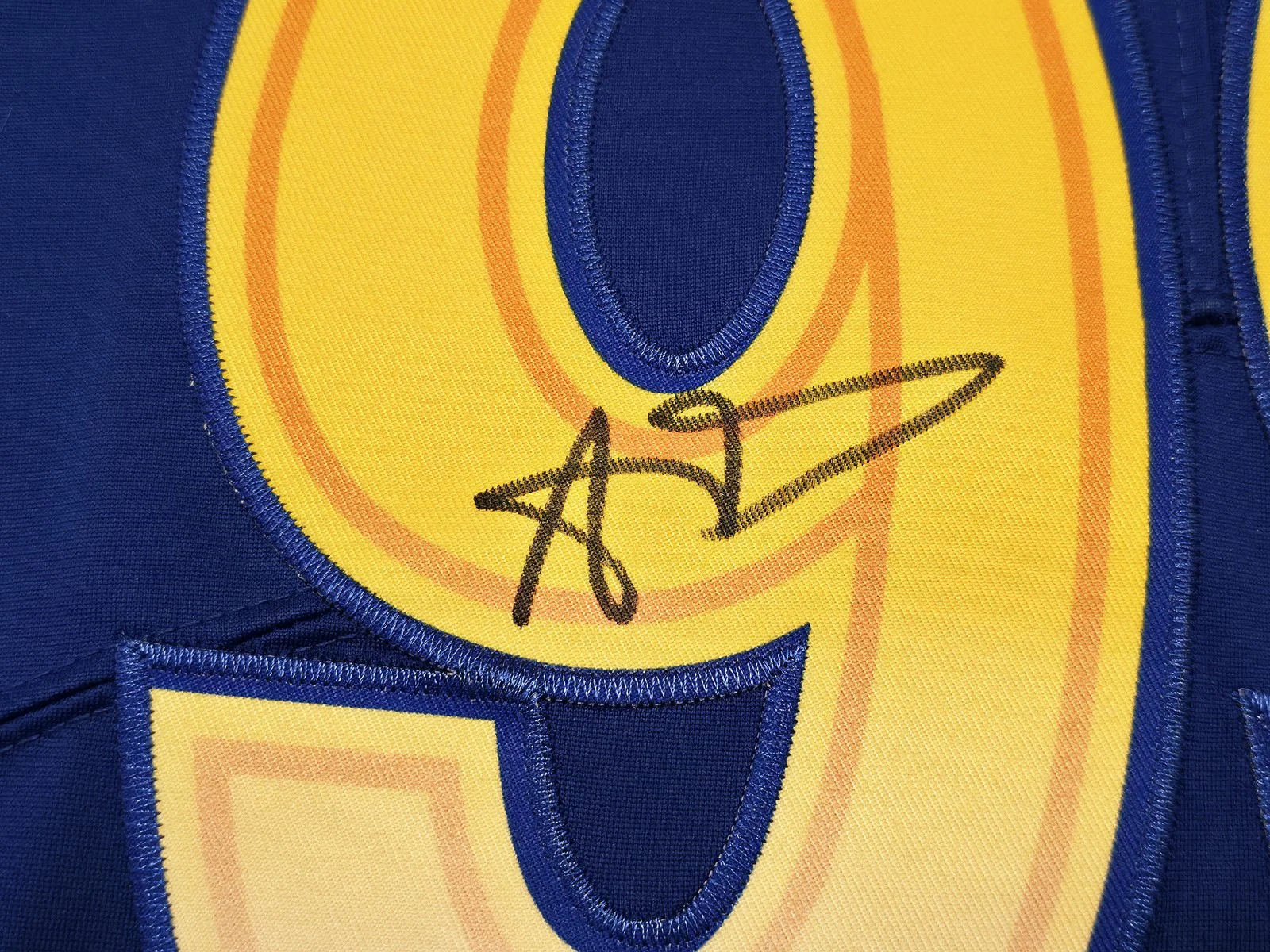 Thumbnail 3